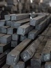 Квадрат стальной горячекатаный 16 мм н/д - в «Монолит-Металлопрокат».