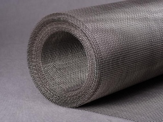 Сетка тканая сталь 10 1,6х0,4х0,45 мм 1 - в «Монолит-Металлопрокат».