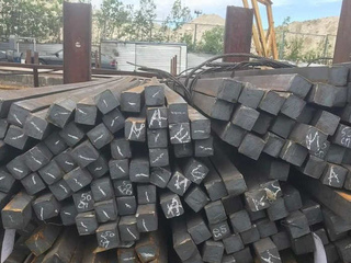 Квадрат стальной горячекатаный 14 мм н/д 0 - в «Монолит-Металлопрокат».